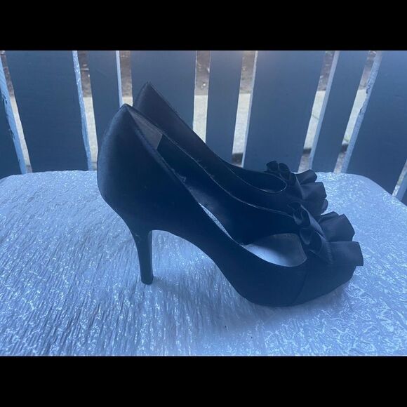 APT.9 Women’s Heels Aptailee Black Sz 7 - Picture 2 of 8